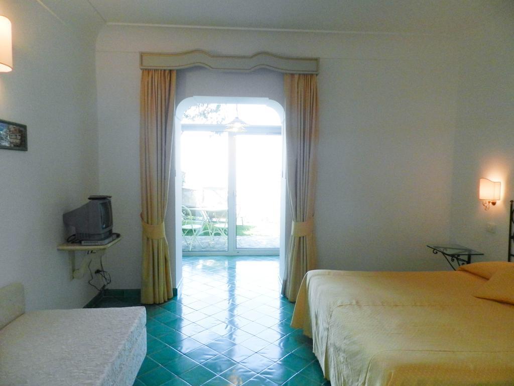 Bacio Del Sole B&B Positano Ngoại thất bức ảnh